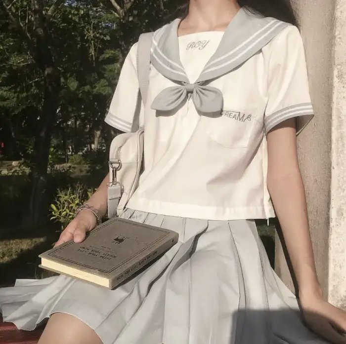 哭泣的女人2019