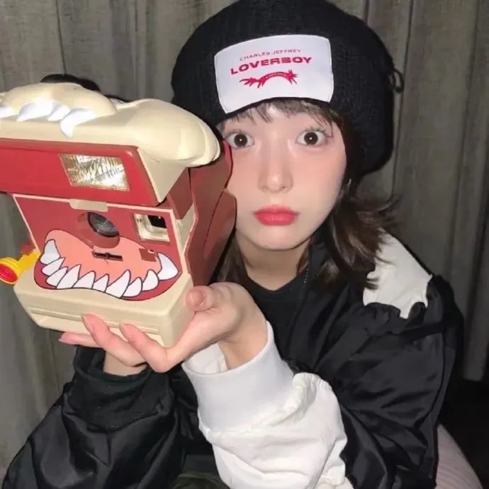 禁足少女罗曼史